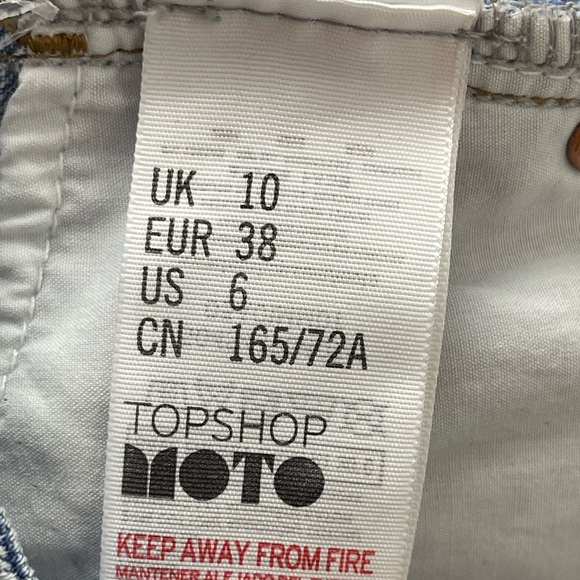 🥑5/$25 Topshop Moto Mom Jean Shorts Distressed Size 6 - Picture 5 of 5